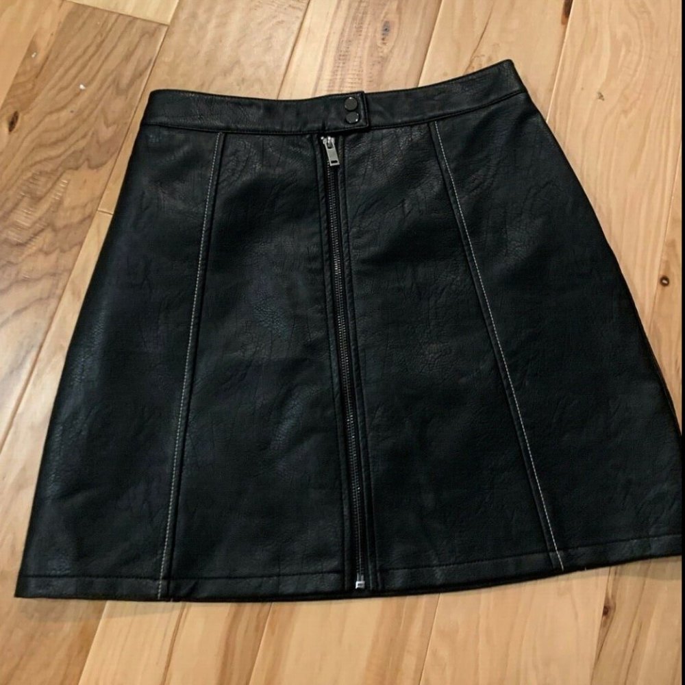 Zara Basics Faux Leather Mini Skirt Size S